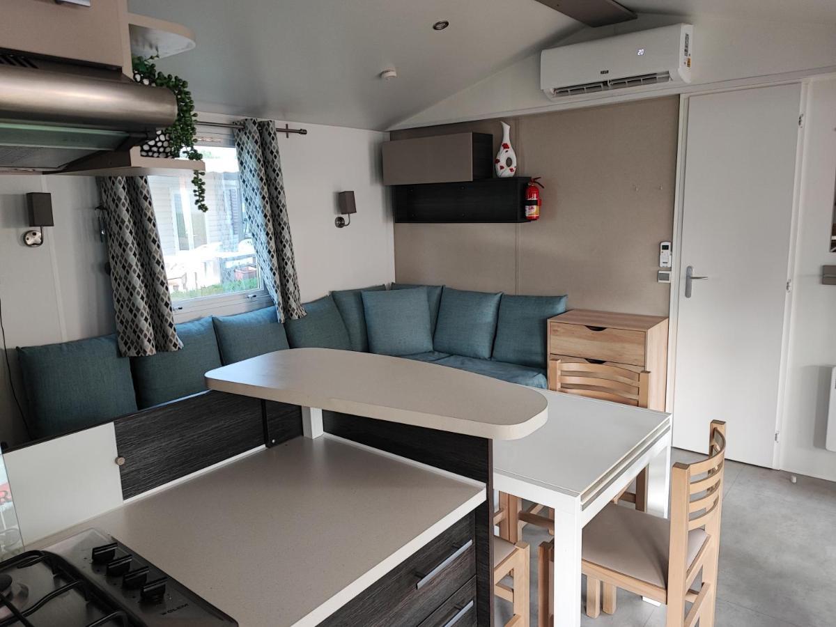 Mobilhome 741 Les Charmettes,3Ch,2Sdb,Lave Linge,Lave Vaisselle,Clim,2Wc Ле Мат Екстериор снимка