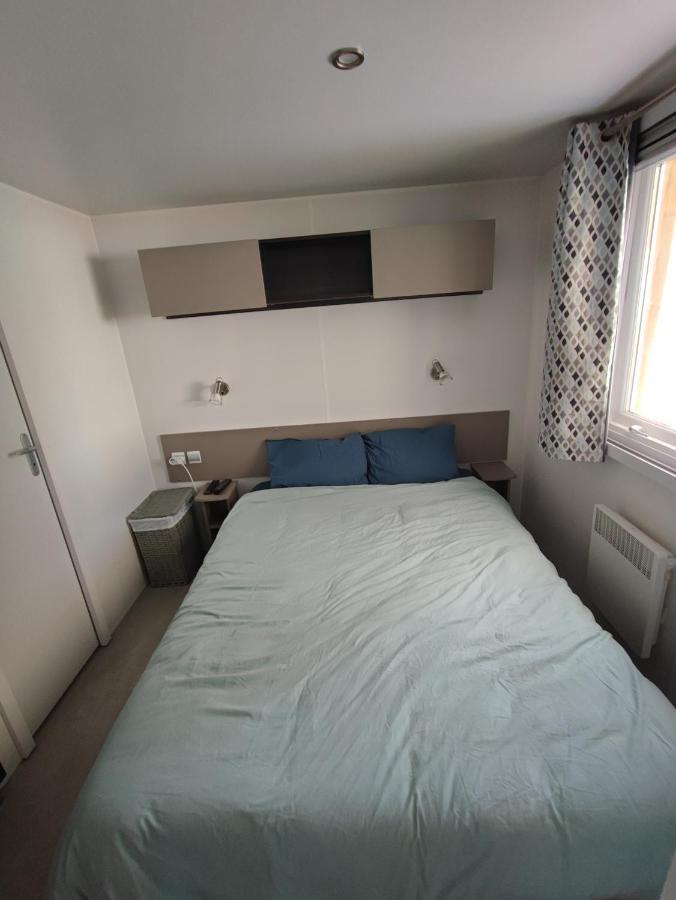 Mobilhome 741 Les Charmettes,3Ch,2Sdb,Lave Linge,Lave Vaisselle,Clim,2Wc Ле Мат Екстериор снимка